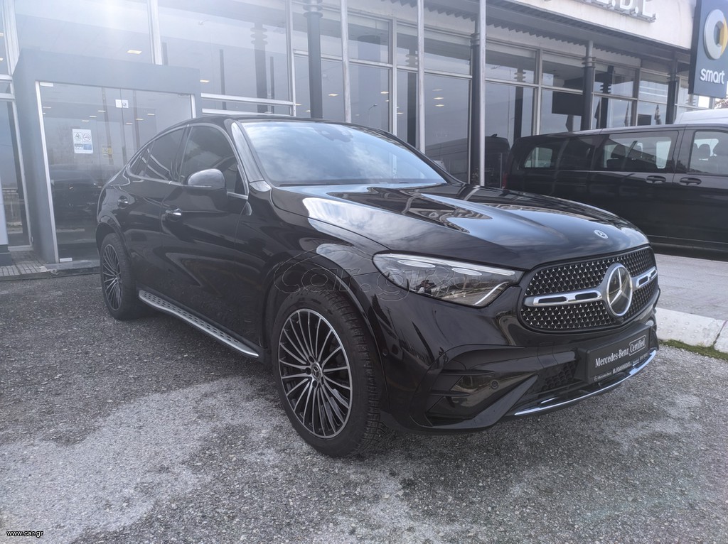 Mercedes-Benz GLC Coupe '24 AMG Line 300 de 4Matic Coupe 2