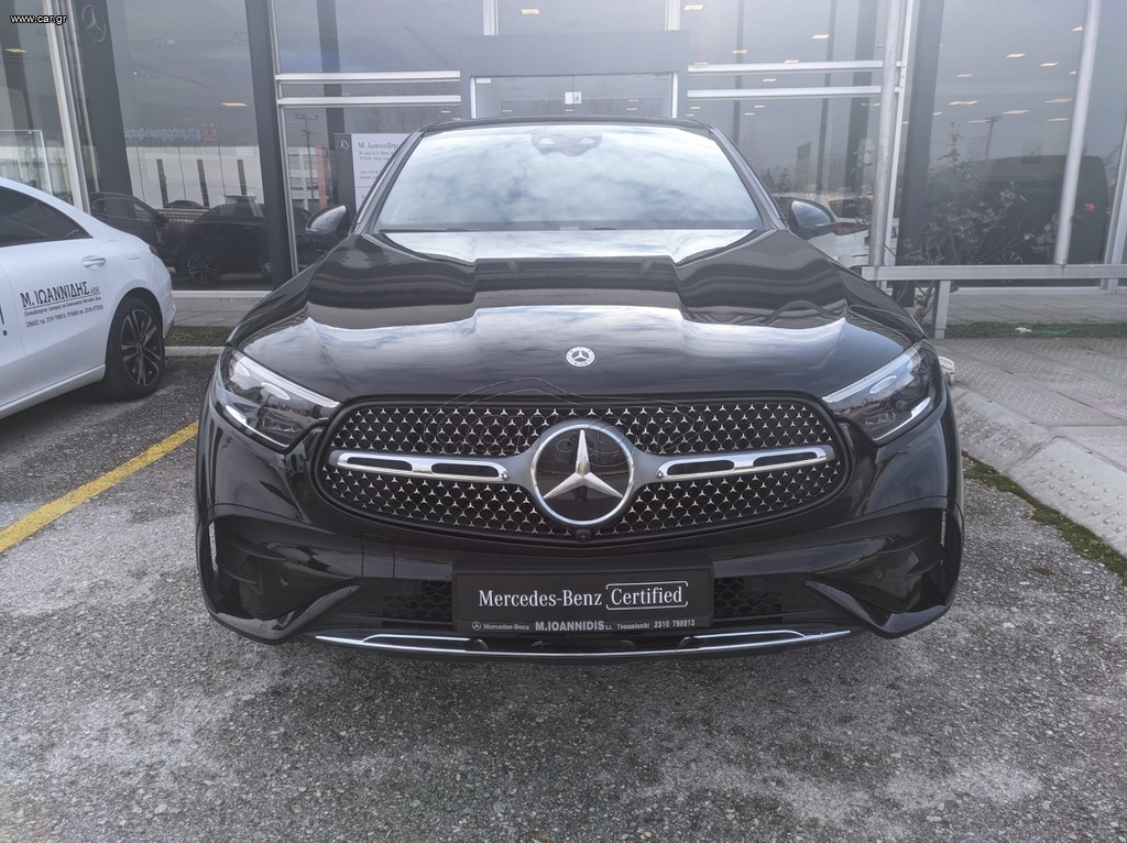 Mercedes-Benz GLC Coupe '24 AMG Line 300 de 4Matic Coupe5