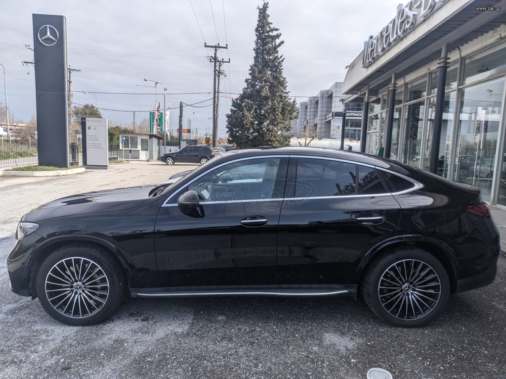 Mercedes-Benz GLC Coupe '24 AMG Line 300 de 4Matic Coupe7