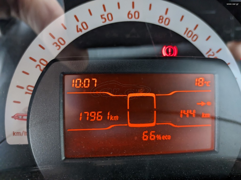 46091055_3_b